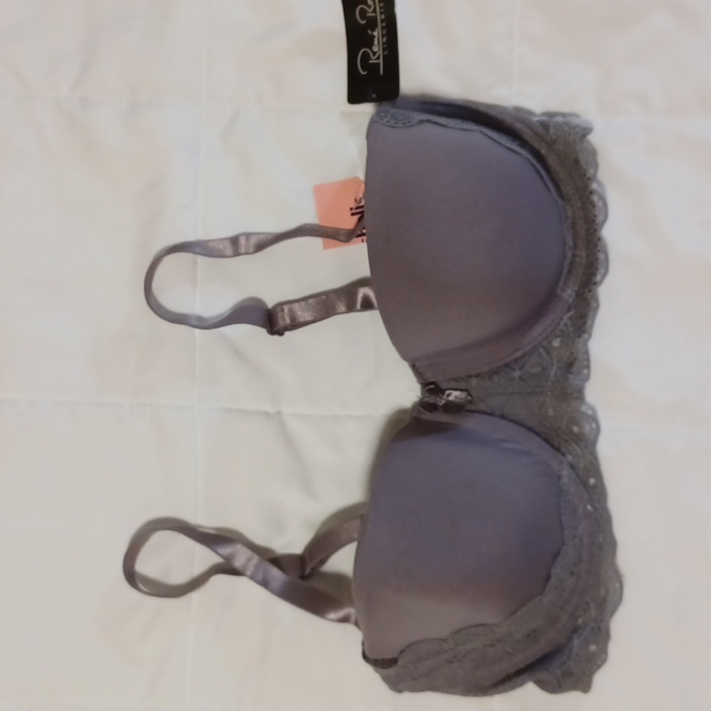 Rene Rofe padded push-up bra.  36D. Item #100723-03